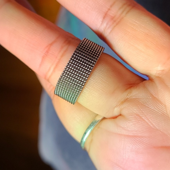 Ring - Picture 3 of 3